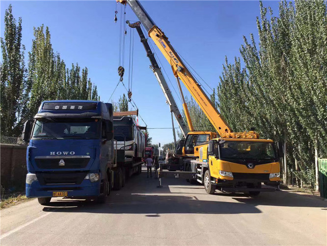 舟曲县“省油又稳当”—— 吊车的 “智能节能” 技术